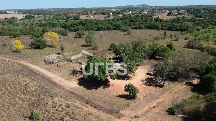 Fazenda à venda Porteira Fechada | 23 Alqueires | Margem BR-153