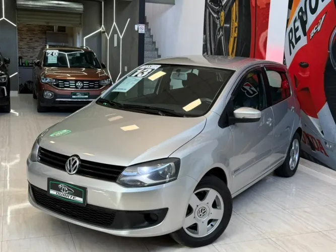 Volkswagen Fox City 1.0 MI/ 1.0mi Total Flex 8V 5P 2013