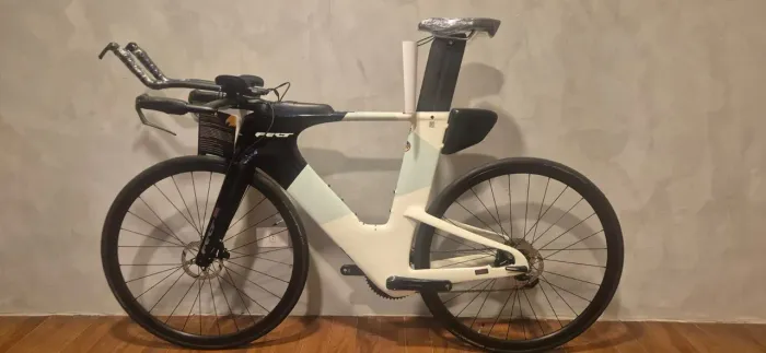 Bike triathlon Felt Iax Advanced 105 Mecanico