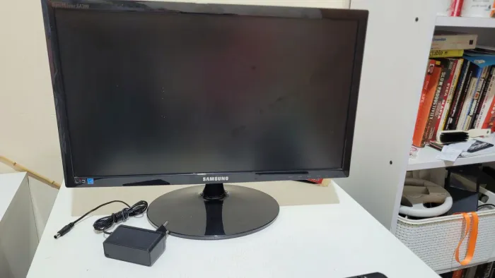 Monitor com defeito Samsung SyncMaster SA300