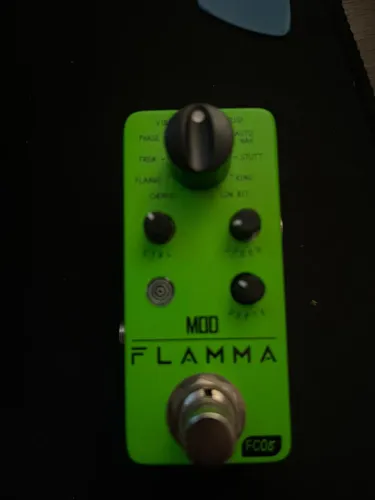 Pedal De Efeitos Múltiplos De Modulação Flamma Fc05 [aceito trocas] 