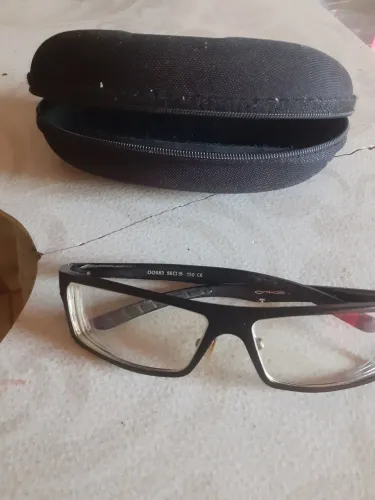 Óculos com armação Oakley (ORIGINAL)