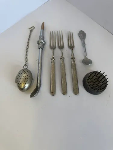 Conjunto de metais antigos 