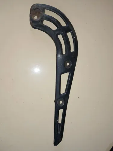 Protetor escapamento dt 200