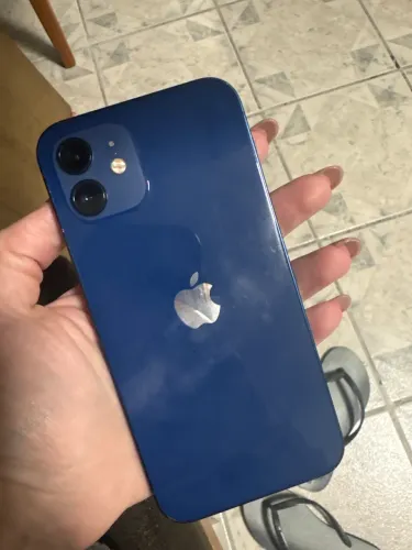 iPhone 12 64GB usado