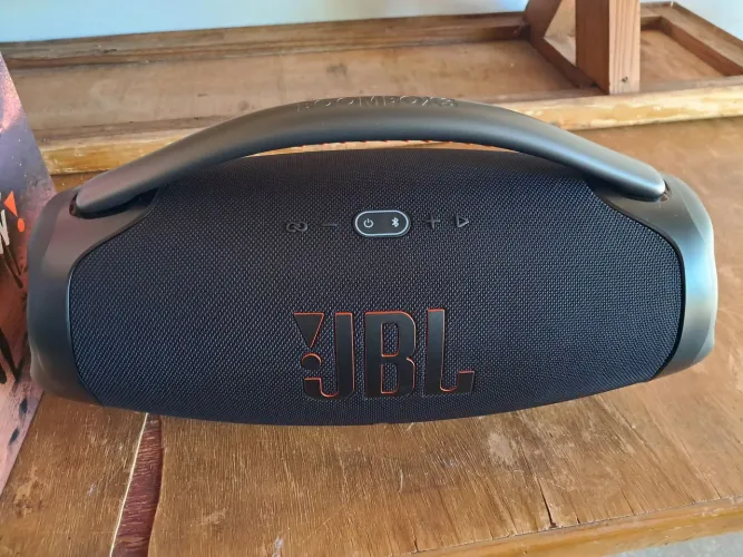 Caixa som Jbl 4