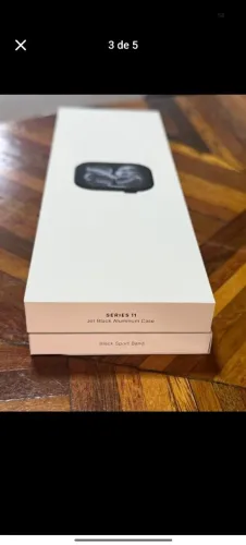 Apple Watch Series 11 - 46 mm garantia até janeiro