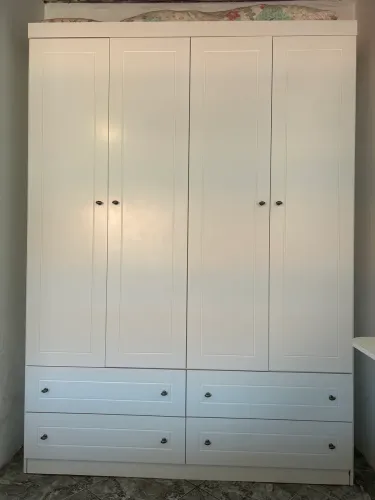 Guarda-roupa solteiro
