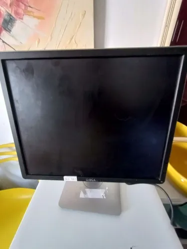 Monitor Dell 19 polegadas Quadrado com Defeito