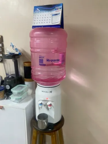 bebedouro gelado e quente, marca novaka, pouco uso, com galão 20litros