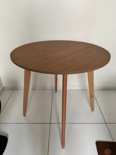 Mesa de Jantar Redonda 80cm - Seminova