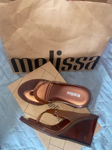 Melissa Nabeela nova