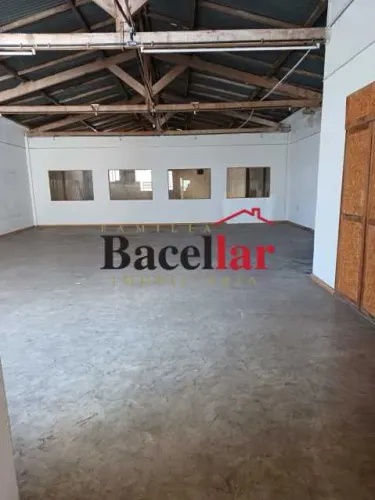 Prédio : / Comercial / Riachuelo