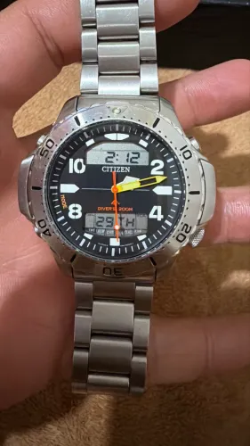 Relógio Citizen Aquamount