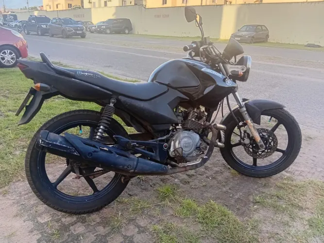 Vendo moto em perfeito estado doc tudo ok