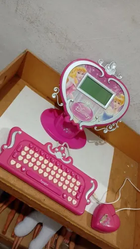 Laptop princesas Disney