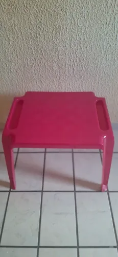 Vendo Mesa tramontina pra criança.