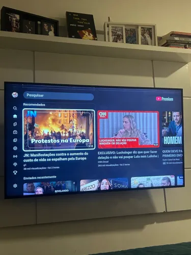 Televisão com linha de falha no Led 55?