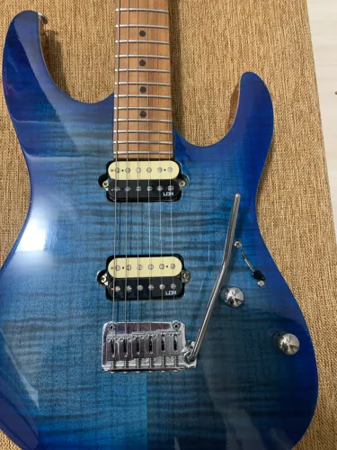 Guitarra MV Guitars Custom 