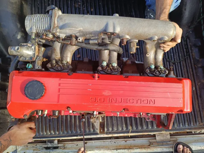Motor 3.0 6 cilindros do Omega