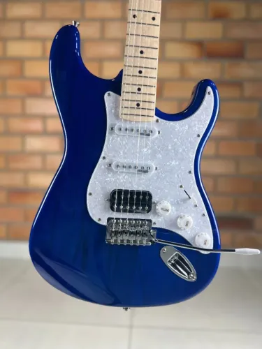 STRATOCASTER SHELTER SSW PRO HSS TBU