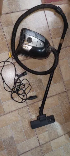 Aspirador de pó Mondial Zion 1500W (127V)