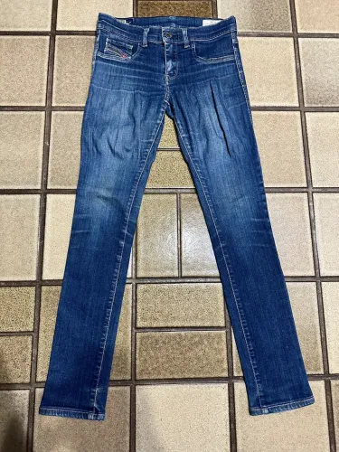 Calça feminina Diesel n34 (usada) original 