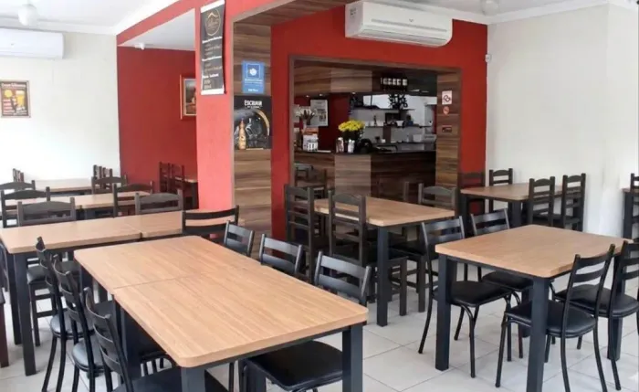 Vendo Mesas de Bar completo / Restaurantes