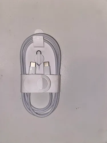 Cabo Apple original USB-C para USB-C, retirado de iPad.