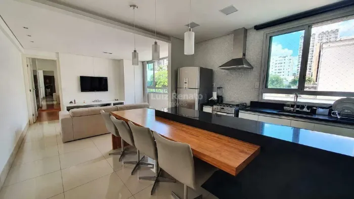 Apartamento à venda no bairro Santo Agostinho