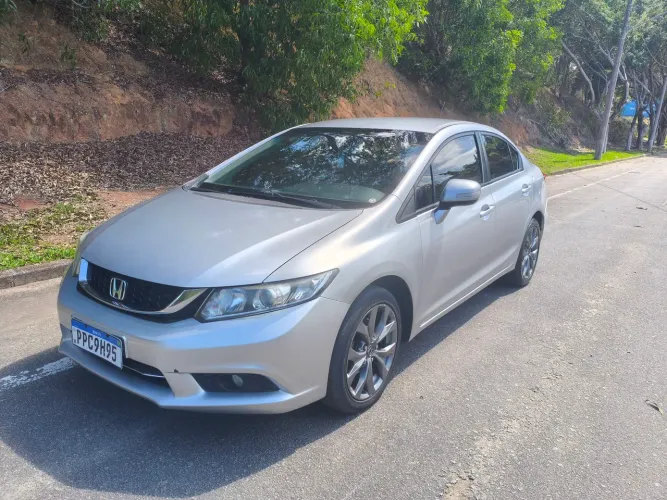 Honda Civic Sedan LXR 2.0 Flexone 16V Aut. 4P 2015