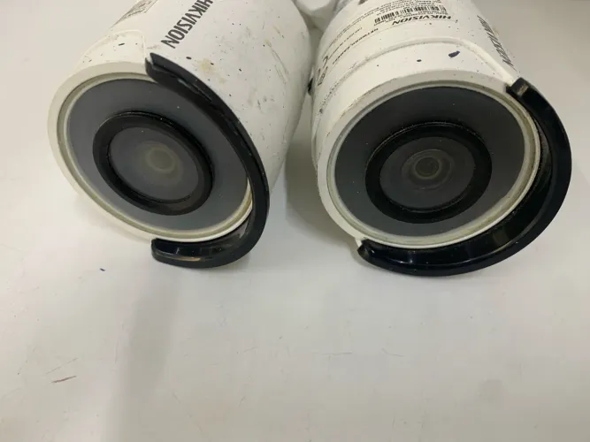2 Unidade Camera hikvision DS-2CD2023G0-I 4mm (Usado)