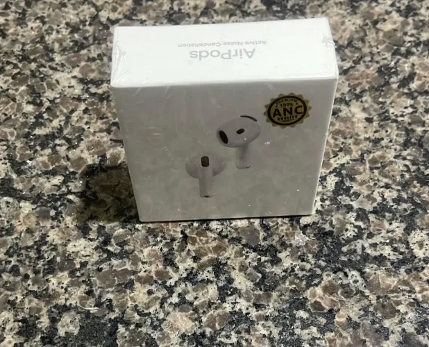 AirPods 4