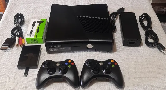 Xbox 360 slim completo destravado com destrava RGH topp!!