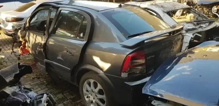 Sucata Chevrolet Astra 2011 Manual Para Retirada De Pecas