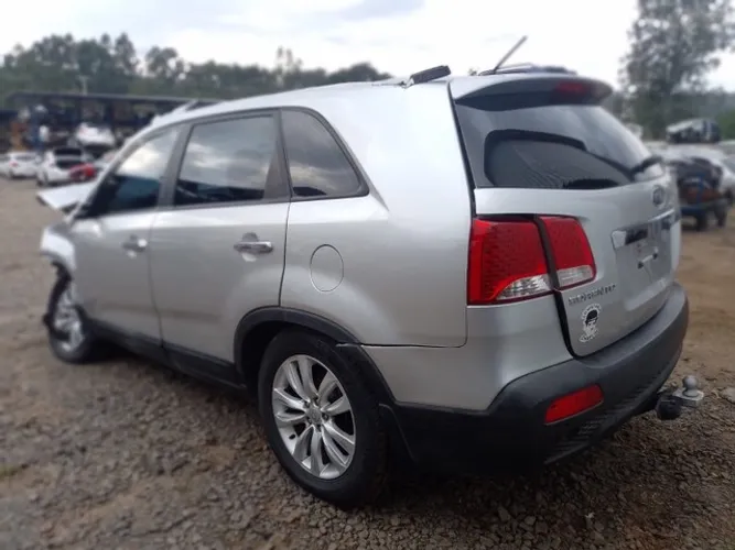 Kia sorento 2.4 2012 vendido em peças 