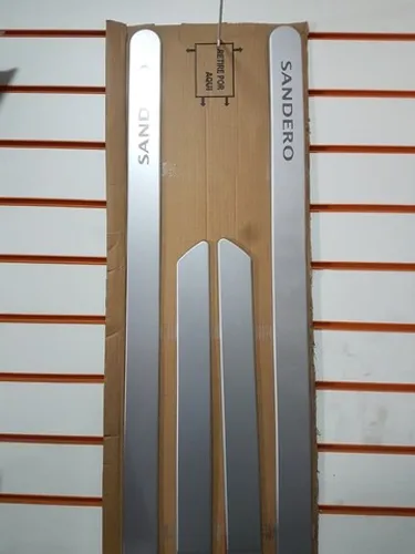 friso lateral prata sandero