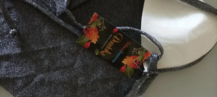 Blusa frente única. Tamanho único