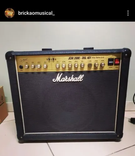 Amplificador Marshall JCM 2000 DSL 40W