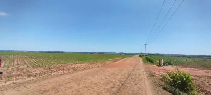 Área com 20.000m2 ,R$ 250.000,00 ,Presidente Castelo Branco-Pr
