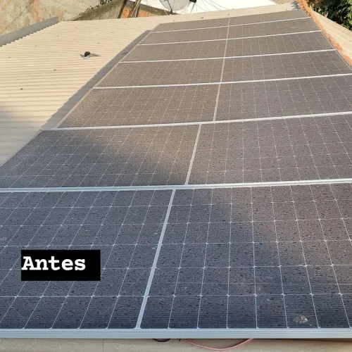 Limpeza de painel solar