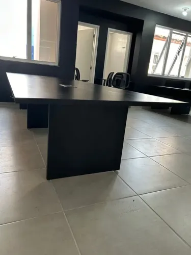 MESA DE REUNIÃO 