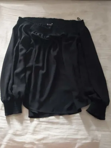 Blusa importada Express,não amassa