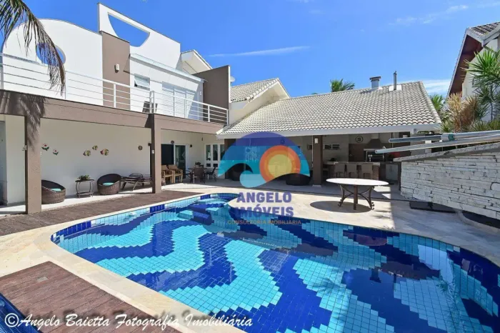 Casa à venda, 550 m² por R$ 3.000.000,00 - Bougainvillee II - Peruíbe/SP