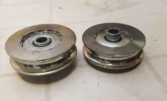 Roldana para portão 2 1/2" - 2 peças