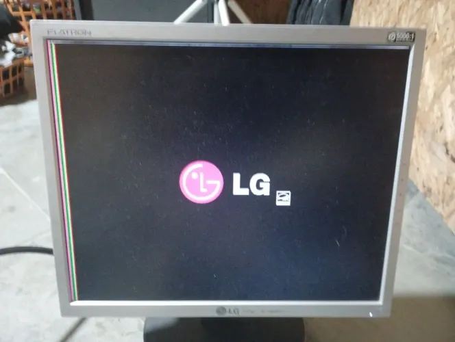 Monitor LG Flatron 5000:1