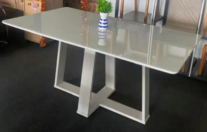 Mesa de jantar 160x90 MDF com vidro 2 mm