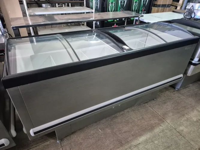 Freezer ilha dupla ação porta de vidro