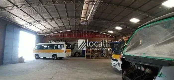 Barracão, 650 m² - venda por R$ 1.800.000,00 ou aluguel por R$ 11.000,00/mês - Centro - Mi