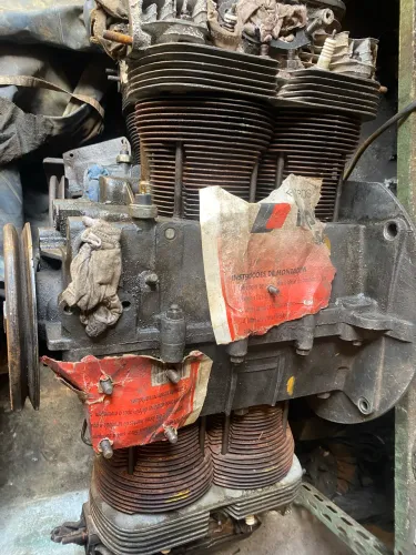 Motor kombi prisioneiro fino carcaça virgem